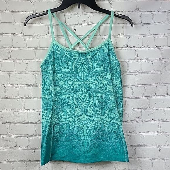 Athleta Harmonious Strappy Yoga Top Green Ombre Criss Cross Active Athletic Gym - Picture 9 of 9